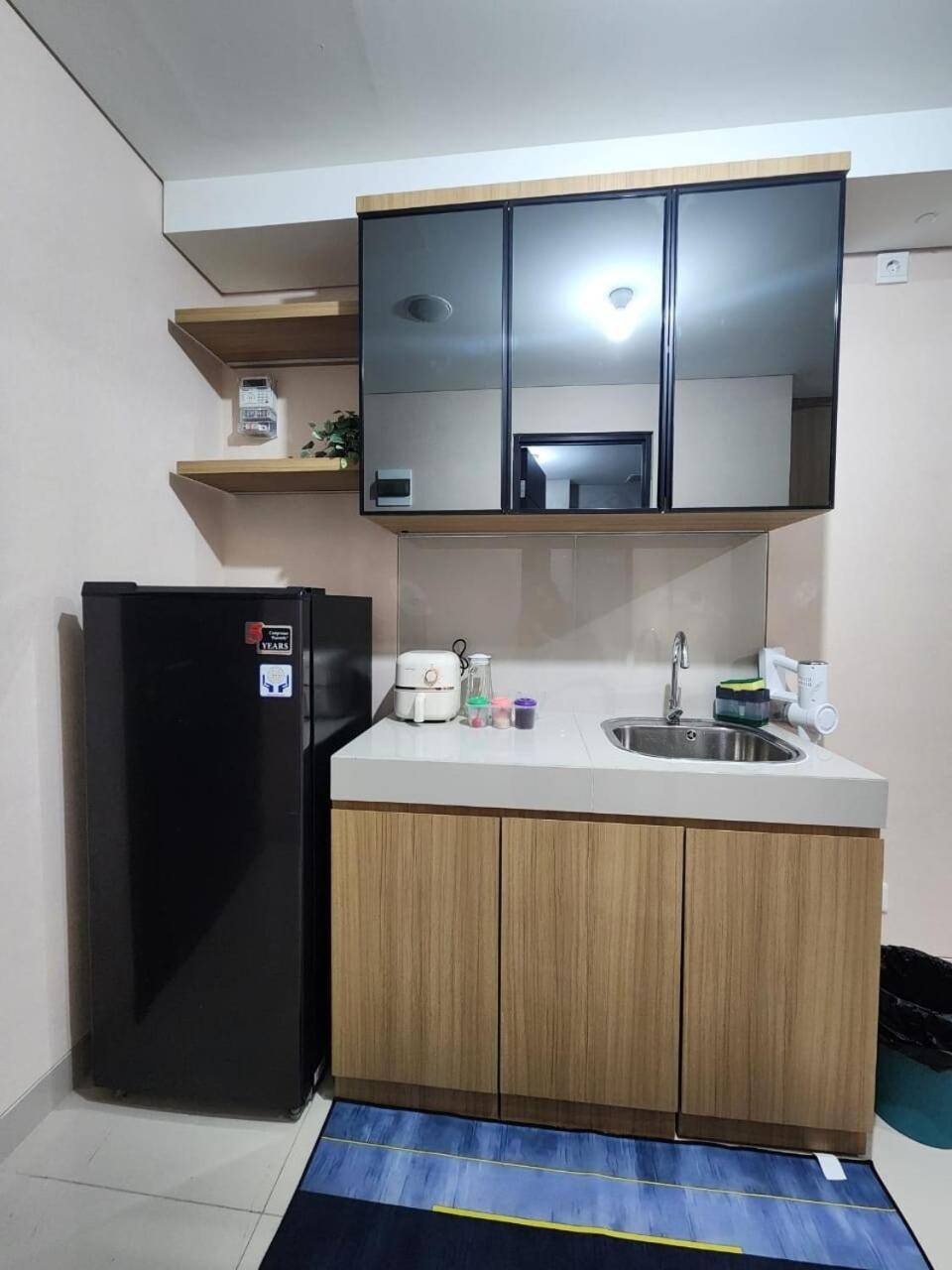Spacious Comfortable Apartemen South Surabaya Buitenkant foto