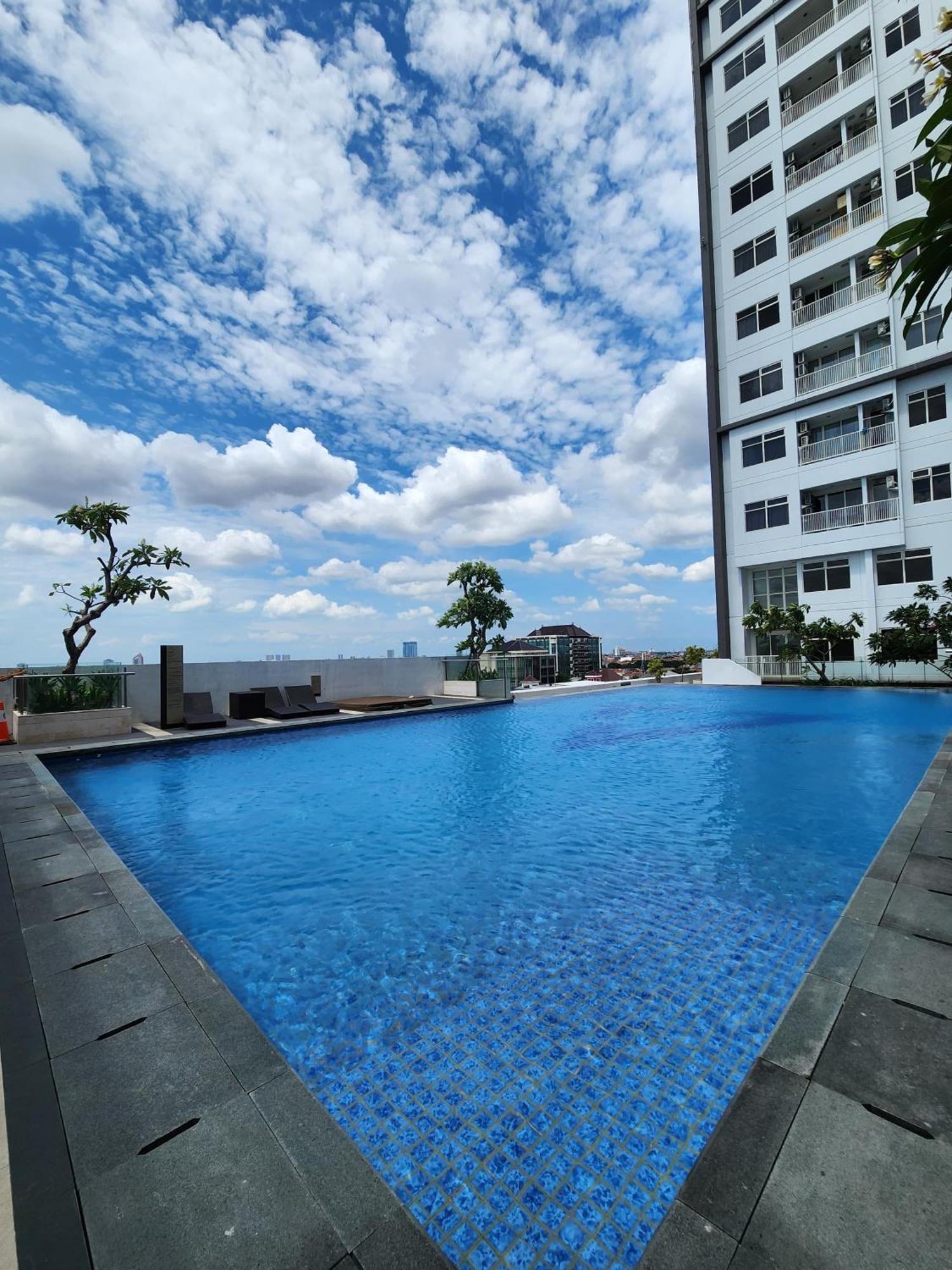 Spacious Comfortable Apartemen South Surabaya Kamer foto